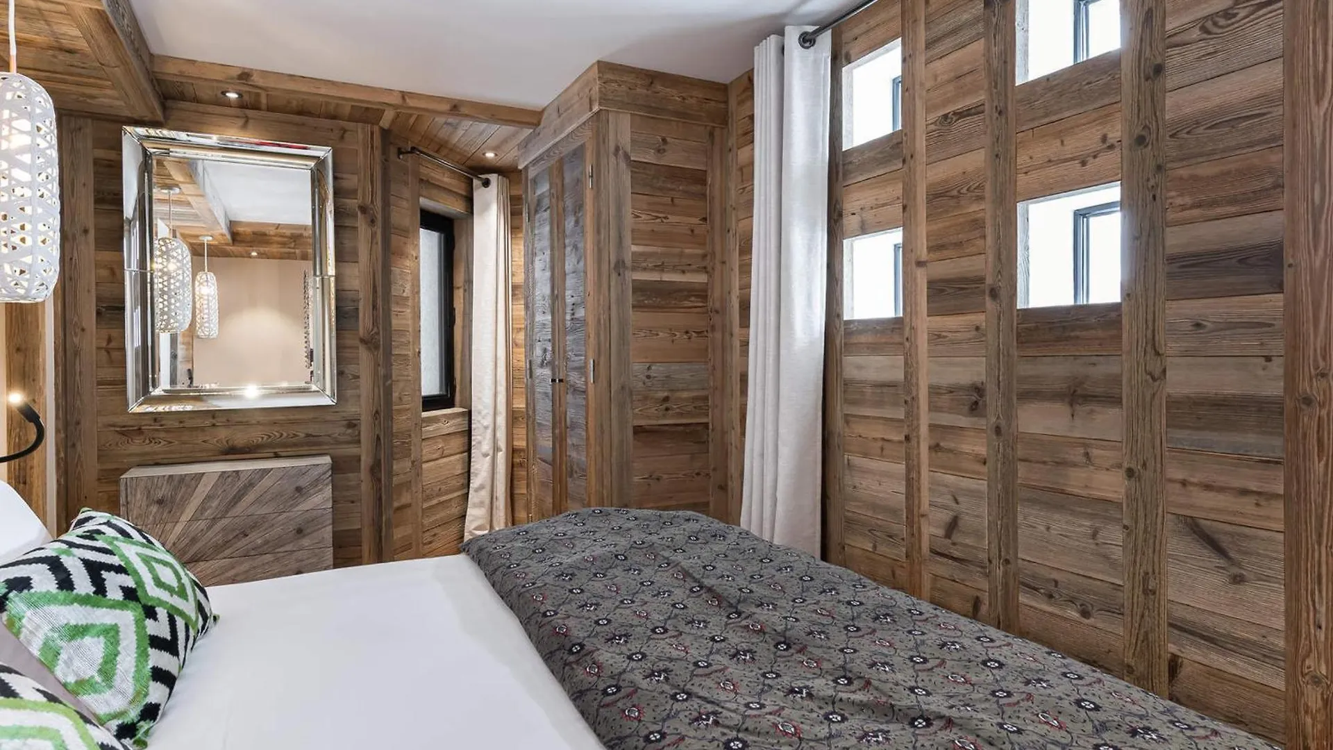 Appartement Lumineux A Val-D'Isere Avec 3 Chambres Et Salle De Bain Privative - Fr-1-844-5